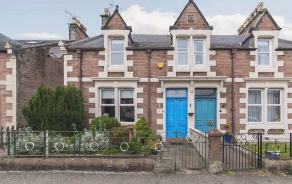 5 Bedroom Detached